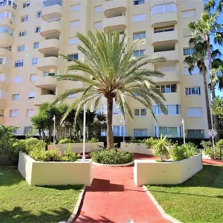 London * Estepona
